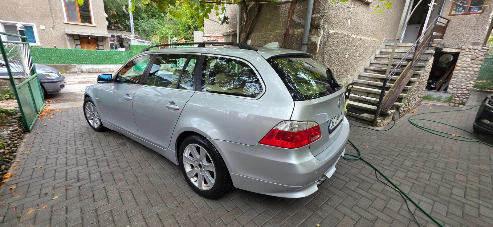 BMW 525 Xi 4X4, снимка 2 - Автомобили и джипове - 56234282