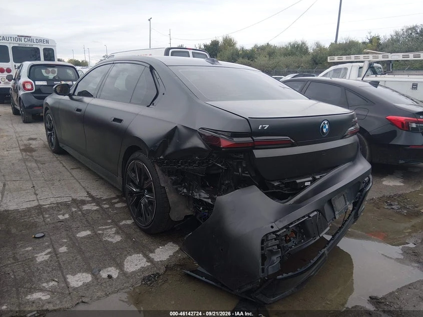 BMW i7 xDrive60, снимка 6 - Автомобили и джипове - 56424976