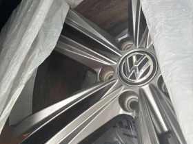 VW Tiguan * Highline * CARFAX * 3 КЛЮЧА * 2 ЧИФТА ГУМИ* ПАНО, снимка 15