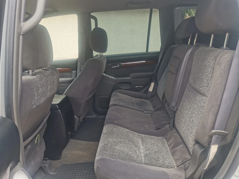 Toyota Land cruiser, снимка 11 - Автомобили и джипове - 52271272