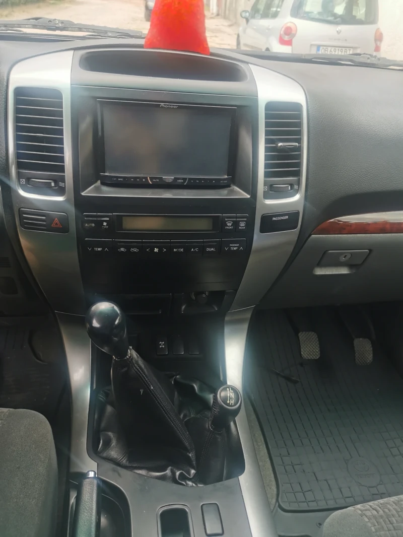 Toyota Land cruiser, снимка 12 - Автомобили и джипове - 52271272