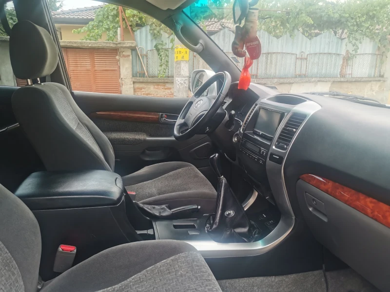 Toyota Land cruiser, снимка 2 - Автомобили и джипове - 52271272