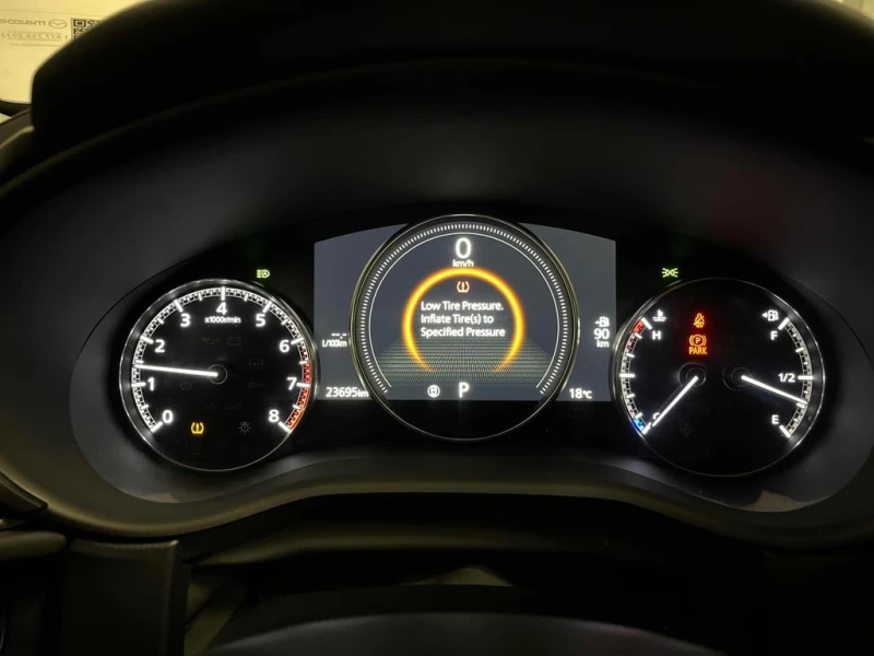 Mazda CX-30 * GS * CARFAX * БЕЗ ПЪРВОНАЧАЛНА ВНОСКА, снимка 8 - Автомобили и джипове - 52825199