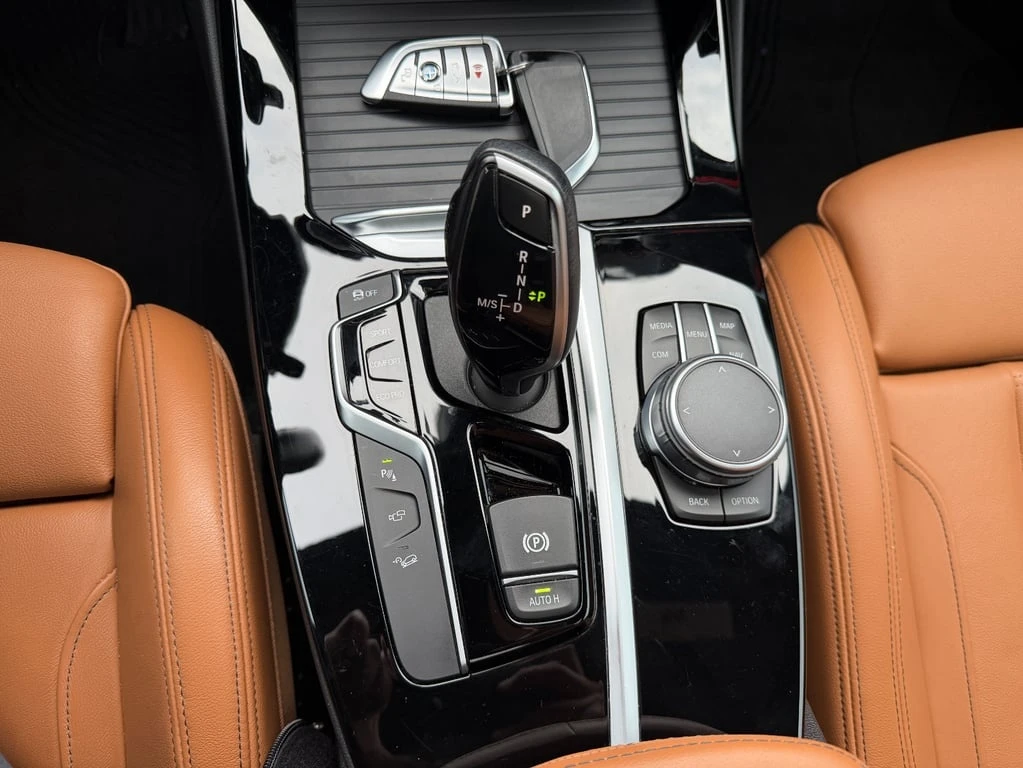 BMW X3 * xDrive30i * CARFAX *    | Mobile.bg   12