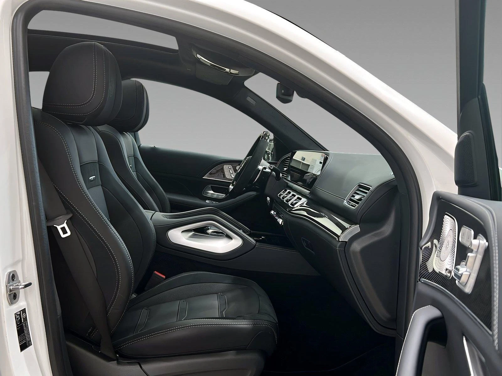 Mercedes-Benz GLE 63 S AMG 4-MATIC COUPE NIGHT-PAKET CARBON , снимка 7 - Автомобили и джипове - 53728470