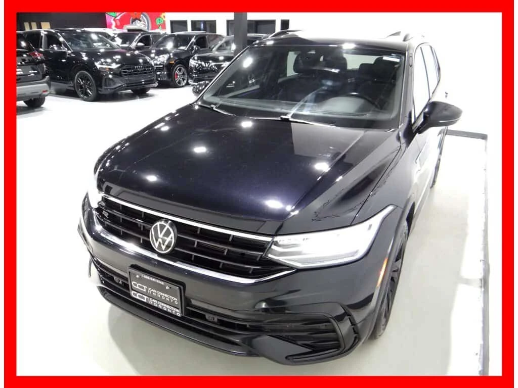 VW Tiguan * SE R LINE BLACK EDITION * CARPLAY/BACKUP CAM/LEA, снимка 3 - Автомобили и джипове - 54058067