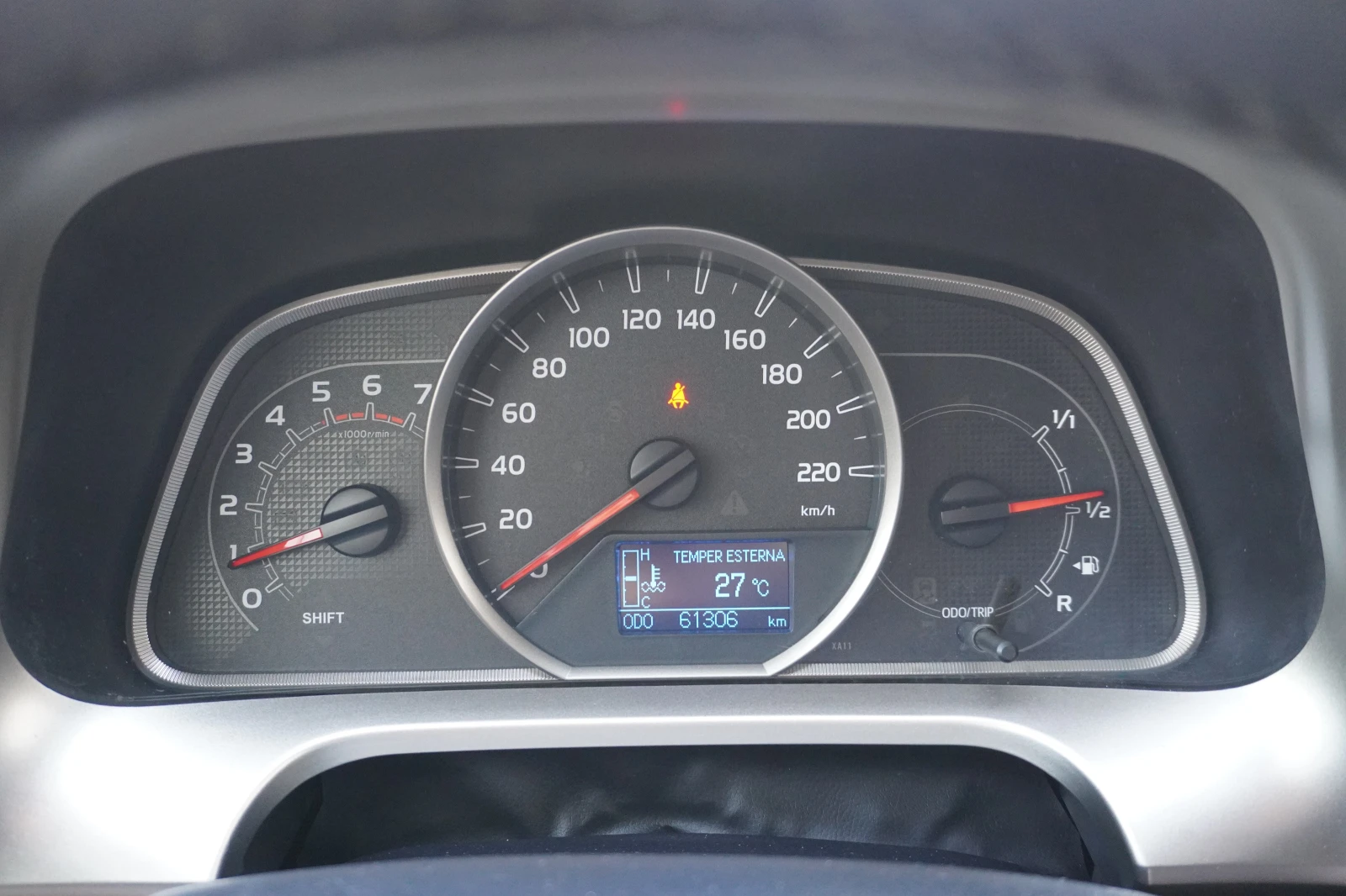 Toyota Rav4 2.2D4-D 150kc AWD, 60.000km!!, снимка 11 - Автомобили и джипове - 55767913