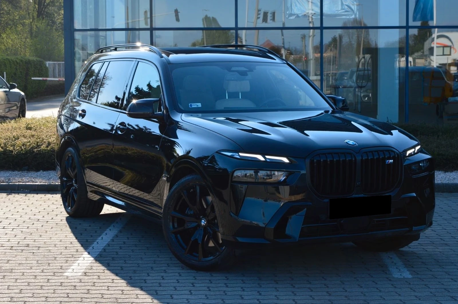 BMW X7 M60i xDrive/HUD/360/CRAFTED CLARITY/LED/SOFT CLOSE, снимка 4 - Автомобили и джипове - 56019488