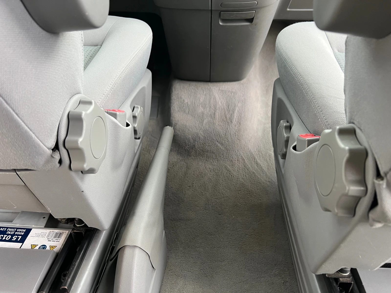 VW Multivan Кемпер - изображение 9