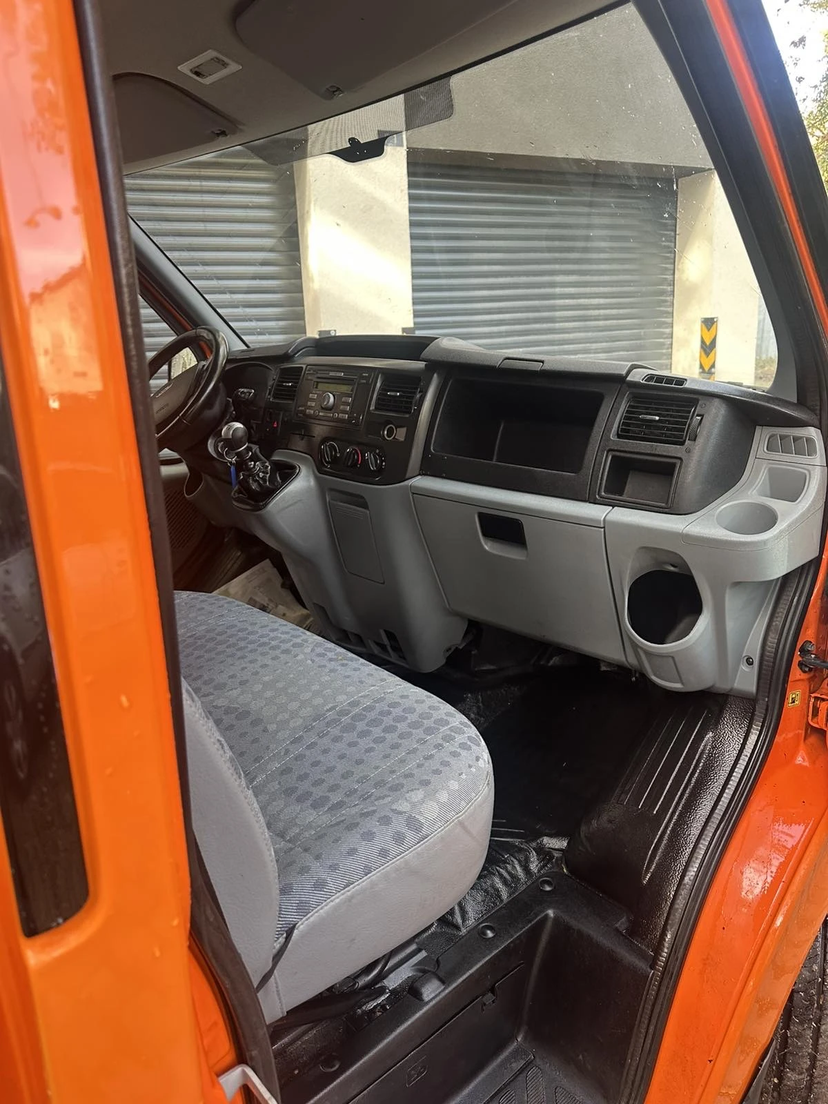 Ford Transit 2.2tdci, снимка 9 - Бусове и автобуси - 56598556
