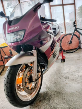 Suzuki Rf RF900R | Auto.bg — изображение 10