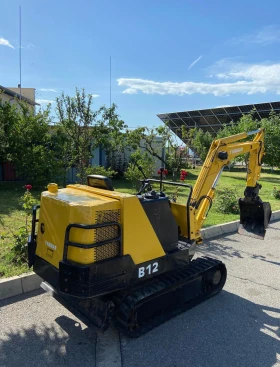 Багер Yanmar В12, снимка 1