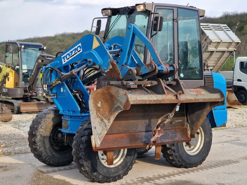 Челен товарач Друга марка Въртящ товарач AHLMANN AS50/4.5т./4x4/Швейцария, снимка 2 - Индустриална техника - 46962332