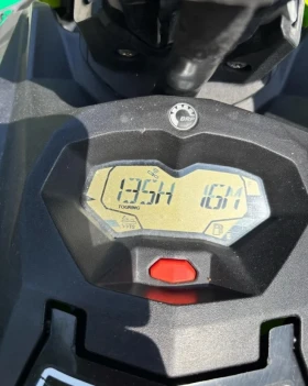 Джет Bombardier Sea Doo Spark Trixx 3 Up 2019, снимка 4