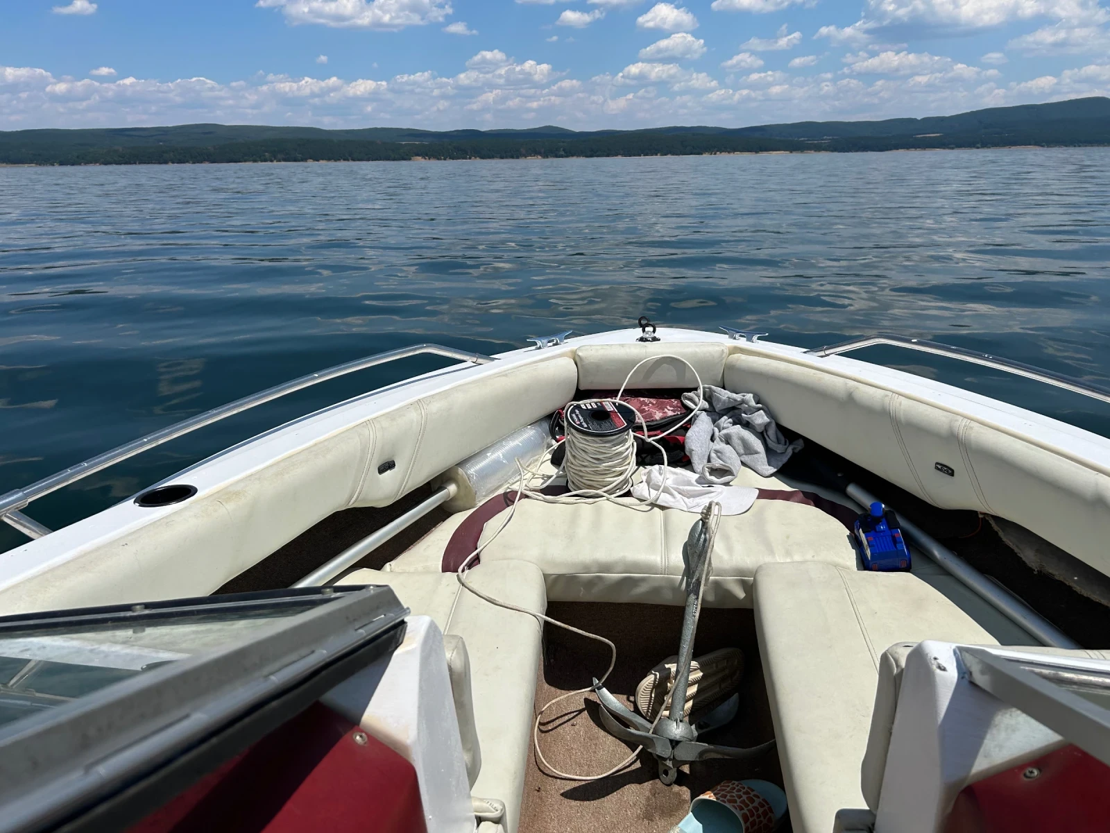 Моторна яхта Sea Ray Bowrider - изображение 6