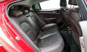 Kia Stinger 2.0 Turbo 2WD * НАЙ-ДОБРА ЦЕНА В БЪЛГАРИЯ* , снимка 10