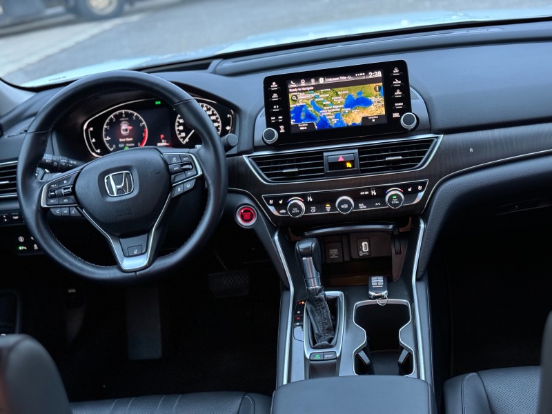 Honda Accord 1.5 TOURING, снимка 14 - Автомобили и джипове - 43364391