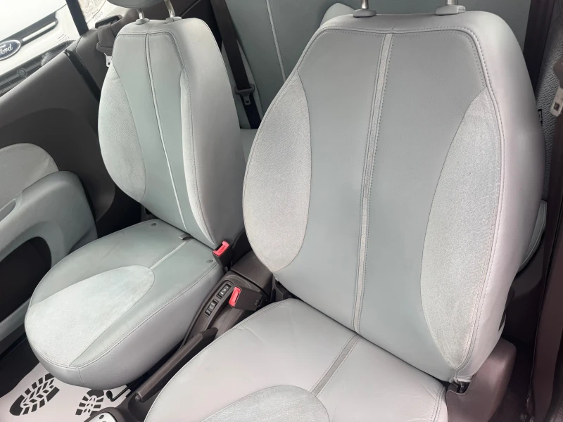 Nissan Micra 1.6 110кс Газ-Бензин Автоматик, снимка 10 - Автомобили и джипове - 52483680