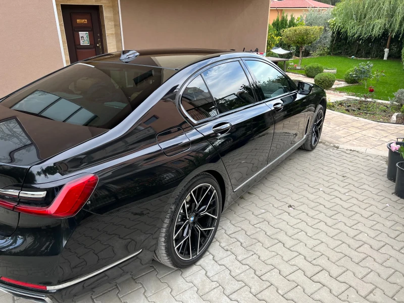 BMW 740, снимка 15 - Автомобили и джипове - 50411536