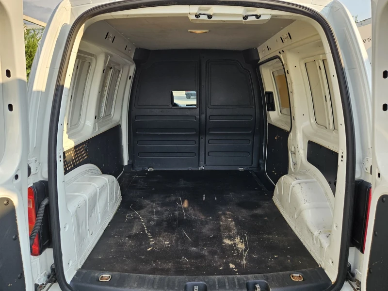 VW Caddy 2.0TDI-102кс= КЛИМАТИК, снимка 9 - Автомобили и джипове - 51067943