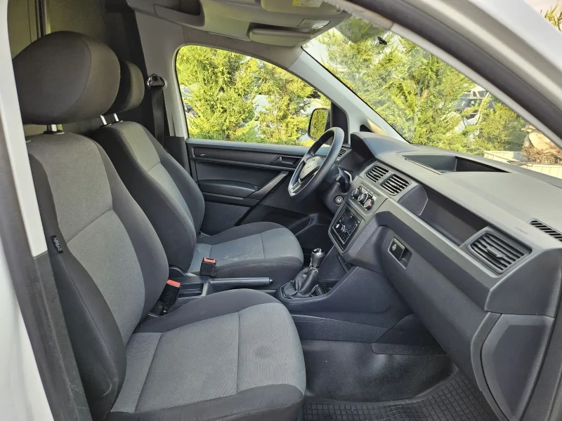 VW Caddy 2.0TDI-102кс= КЛИМАТИК, снимка 11 - Автомобили и джипове - 51067943