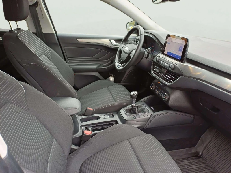 Ford Focus 1.0 EcoBoost, снимка 11 - Автомобили и джипове - 51980685