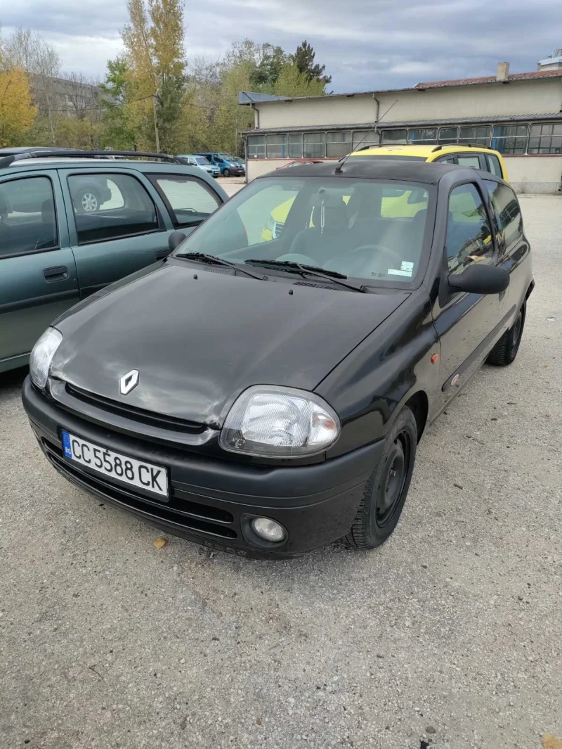 Renault Clio, снимка 2 - Автомобили и джипове - 52250316