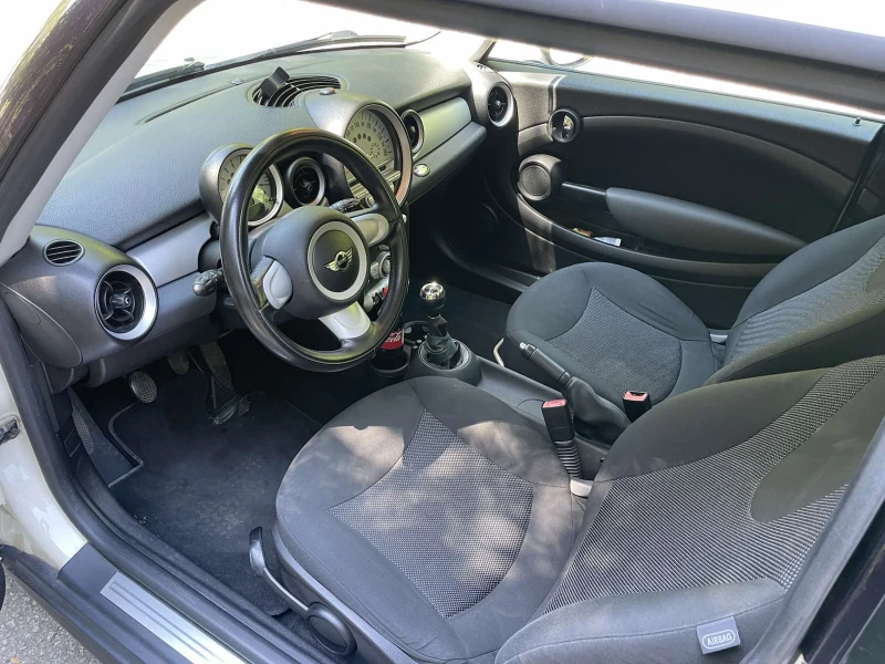 Mini One, снимка 6 - Автомобили и джипове - 52666675