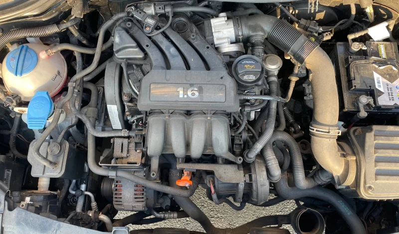 Seat Leon 1.6 BENZIN , ПАРКТРОНИК, снимка 7 - Автомобили и джипове - 53154718