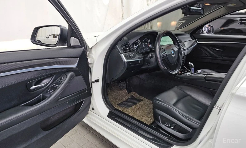 BMW 525, снимка 10 - Автомобили и джипове - 53309969