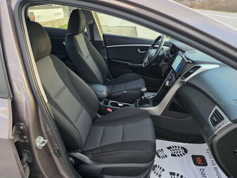 Hyundai I30 1.6CRDI EURO6 1 СОБСТВЕНИК, снимка 10 - Автомобили и джипове - 53528330