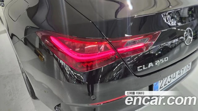 Mercedes-Benz CLA 250, снимка 13 - Автомобили и джипове - 56077706