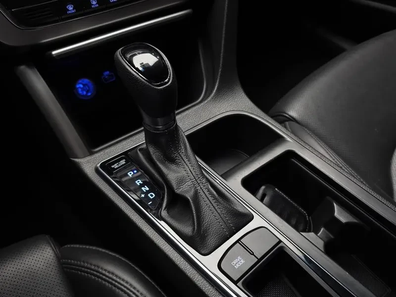 Hyundai Sonata Hybrid 2.0 Hev Smart, снимка 8 - Автомобили и джипове - 56702600