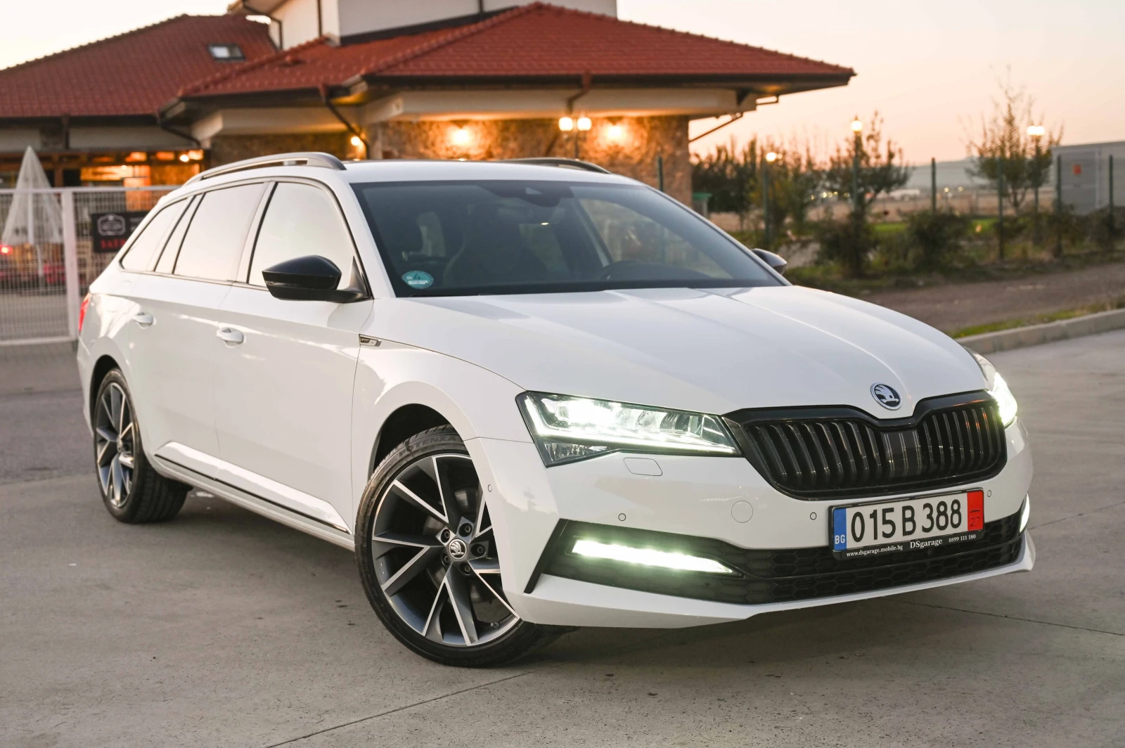 Skoda Superb 2.0TDI* Sportline* КАМЕРА* ACC* 80000КМ* Germany, снимка 1