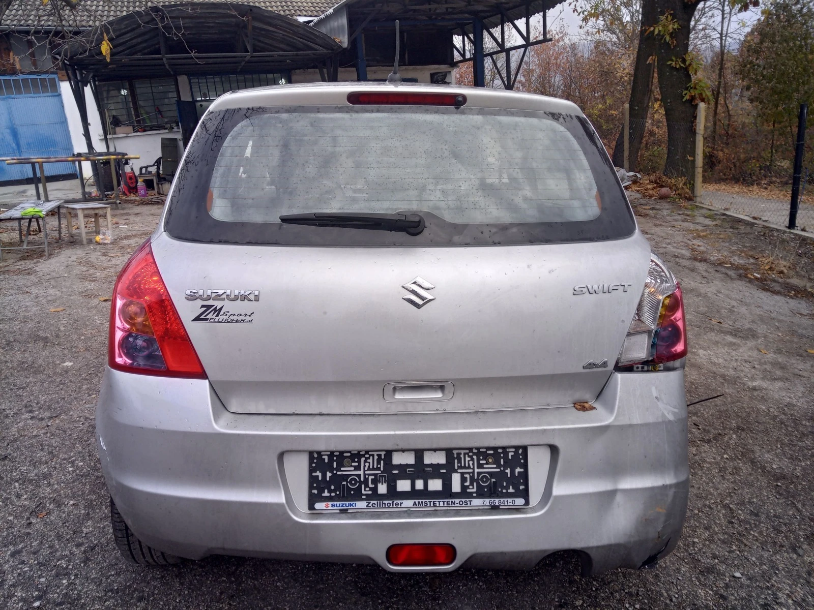 Suzuki Swift 1.3 4х4 - изображение 2