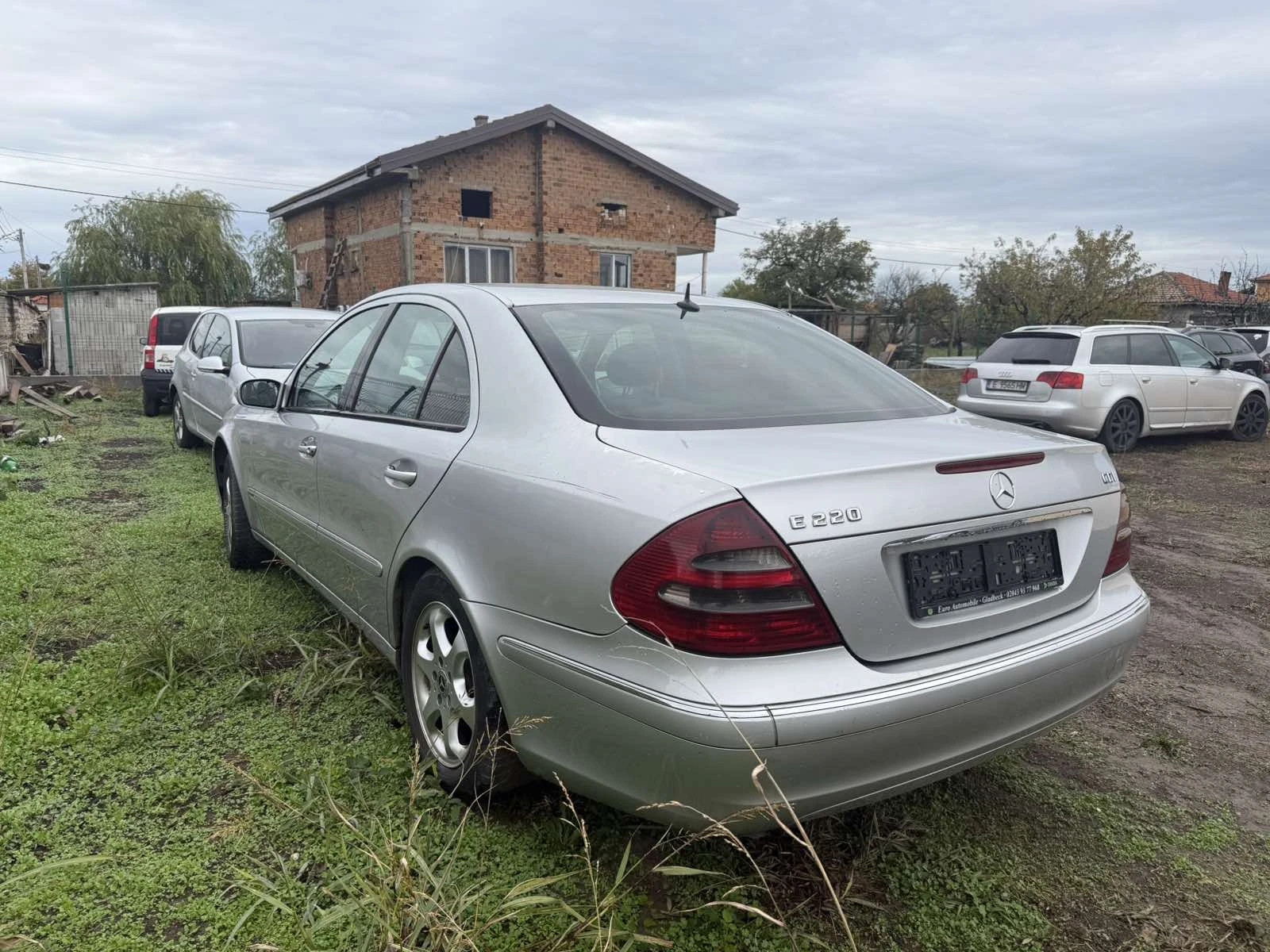 Mercedes-Benz E 220 CDI 150hp-AUTOMATIC-ELEGANCE-Clima-TipTop | Mobile.bg — изображение 6