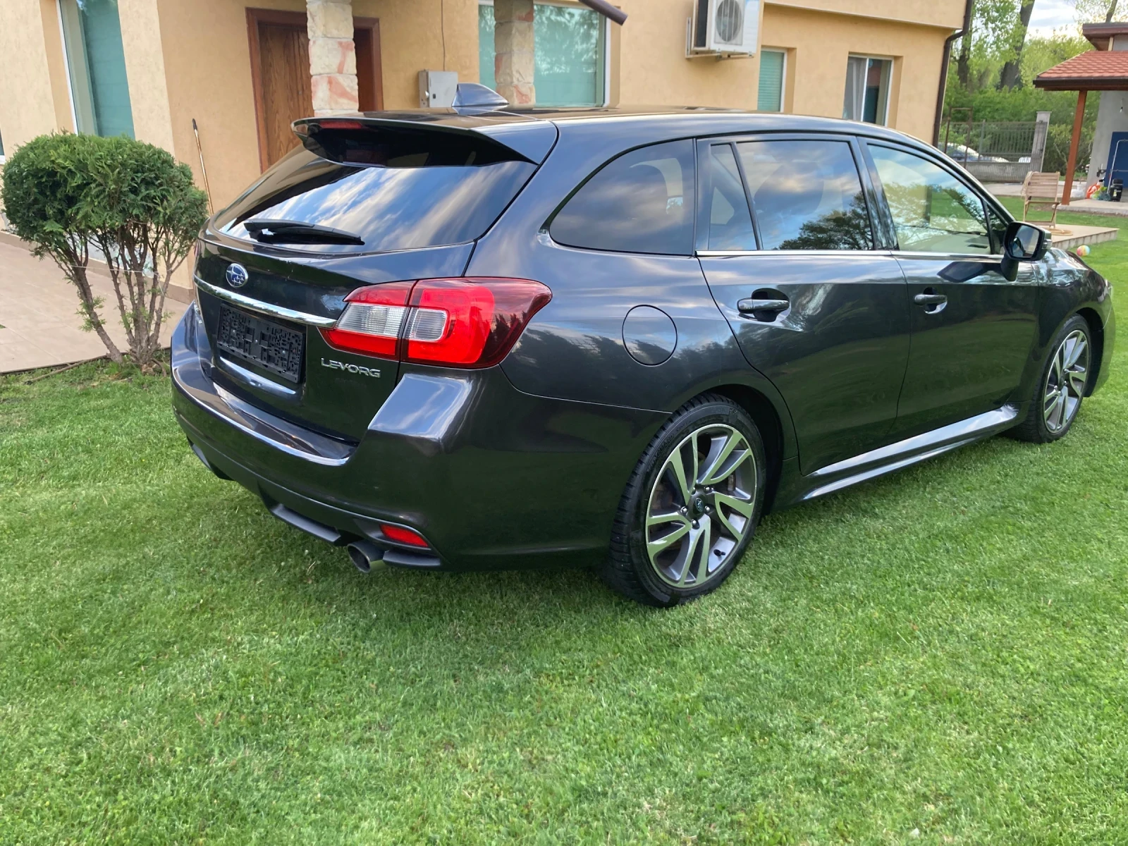 Subaru Levorg 1.6 turbo  - изображение 8