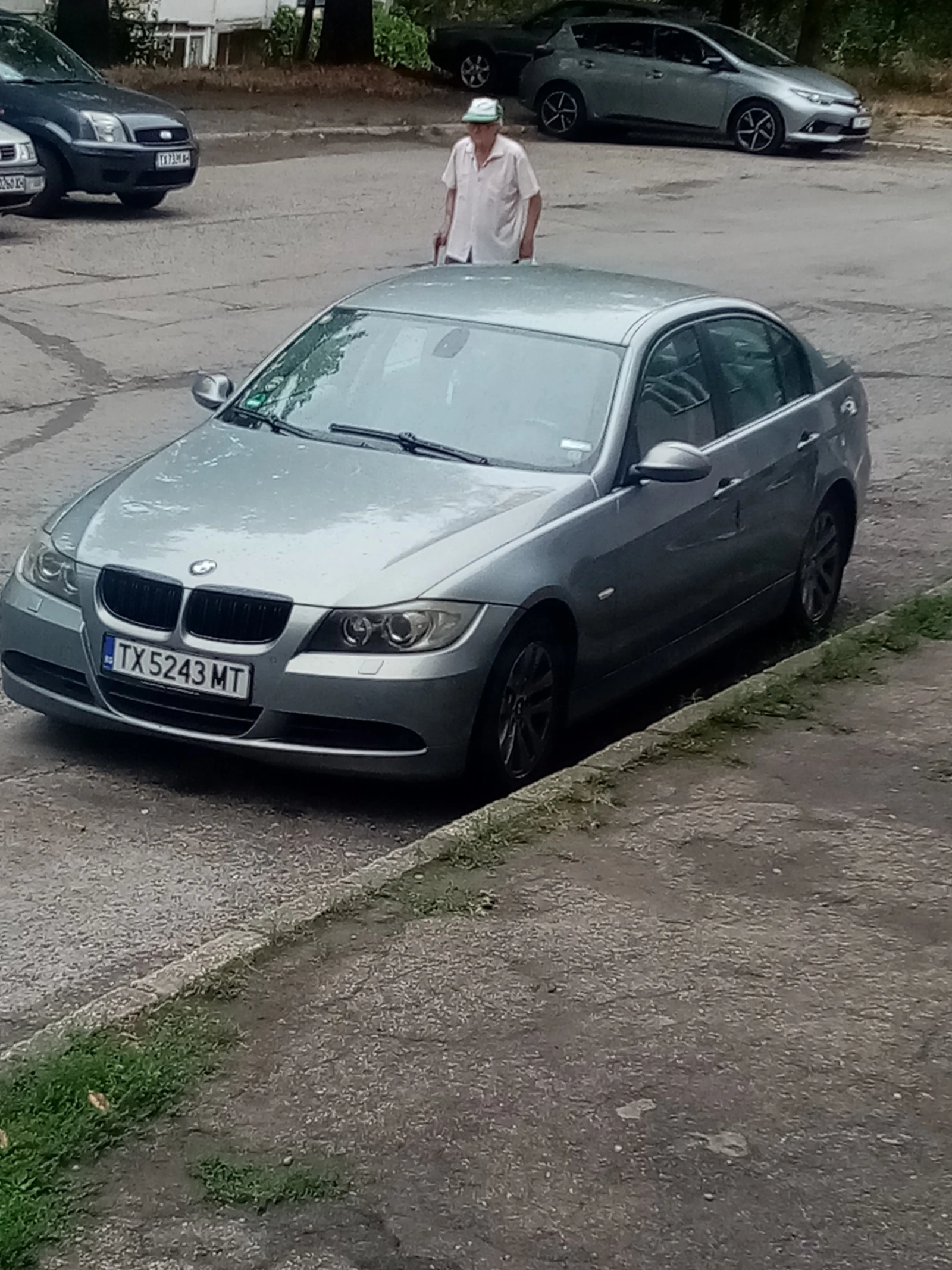 BMW 320 1.6i | Mobile.bg — изображение 1
