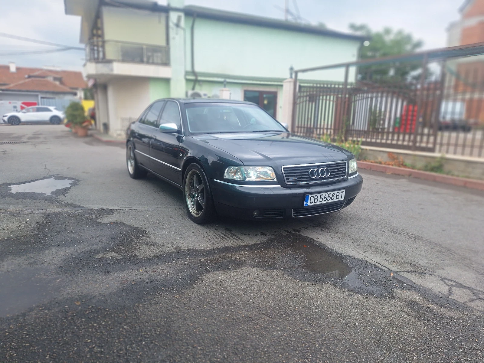 Audi A8 4.2 310кс, куатро - изображение 3
