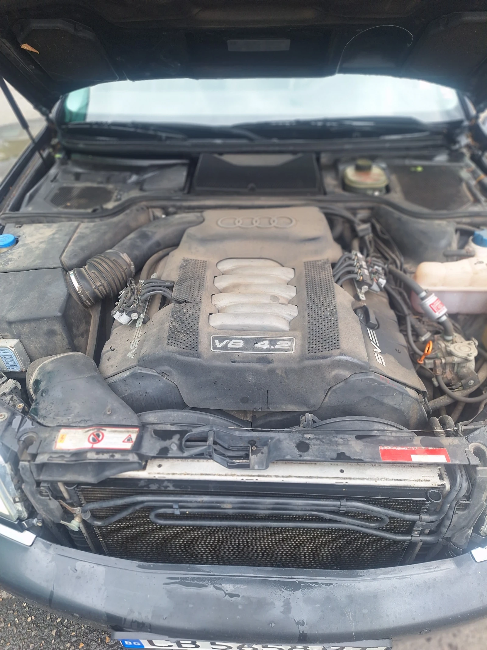 Audi A8 4.2 310кс, куатро - изображение 9