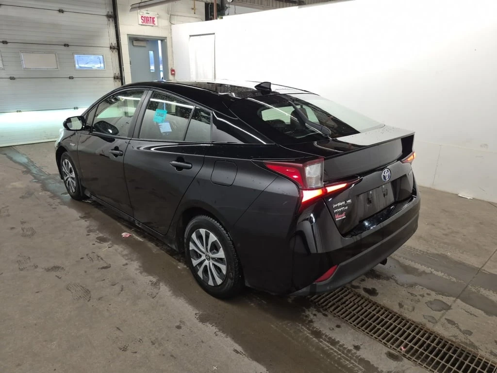 Toyota Prius * AWD E * CARFAX * ЦЕНА ДО БГ - изображение 4