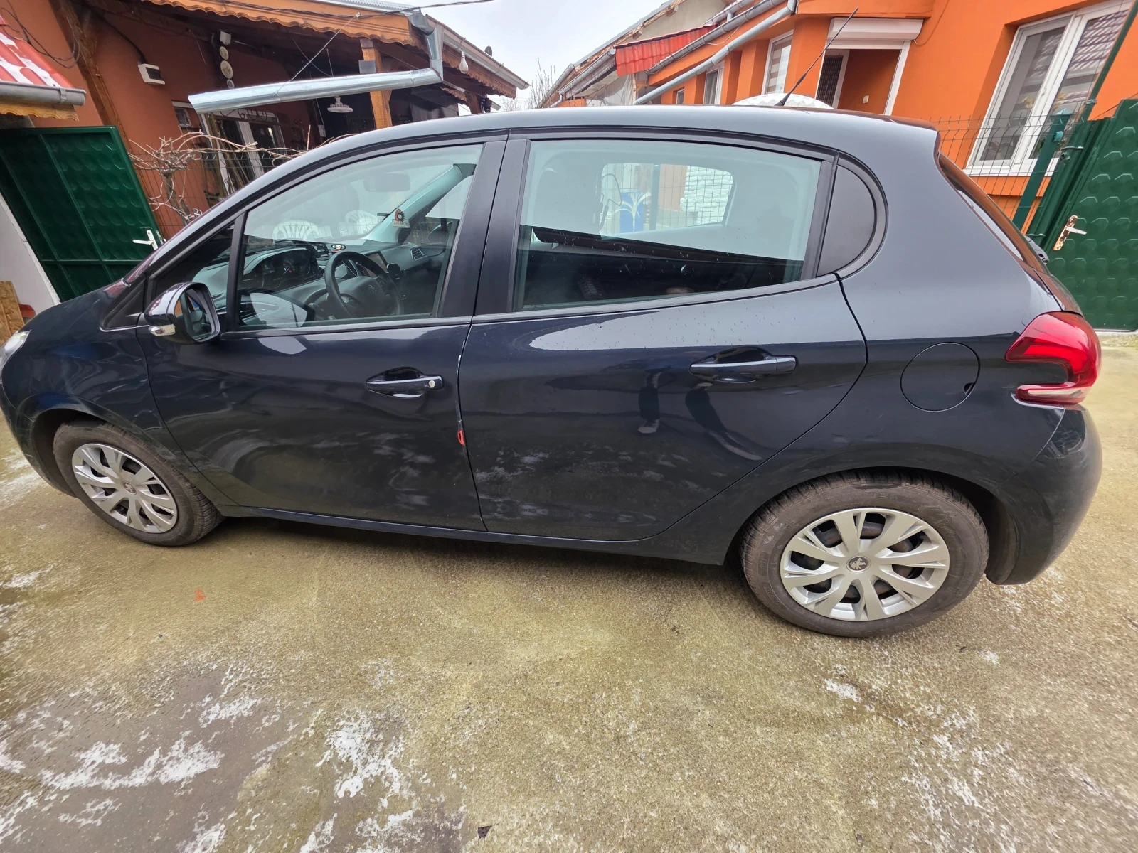 Peugeot 208 1400 - изображение 5
