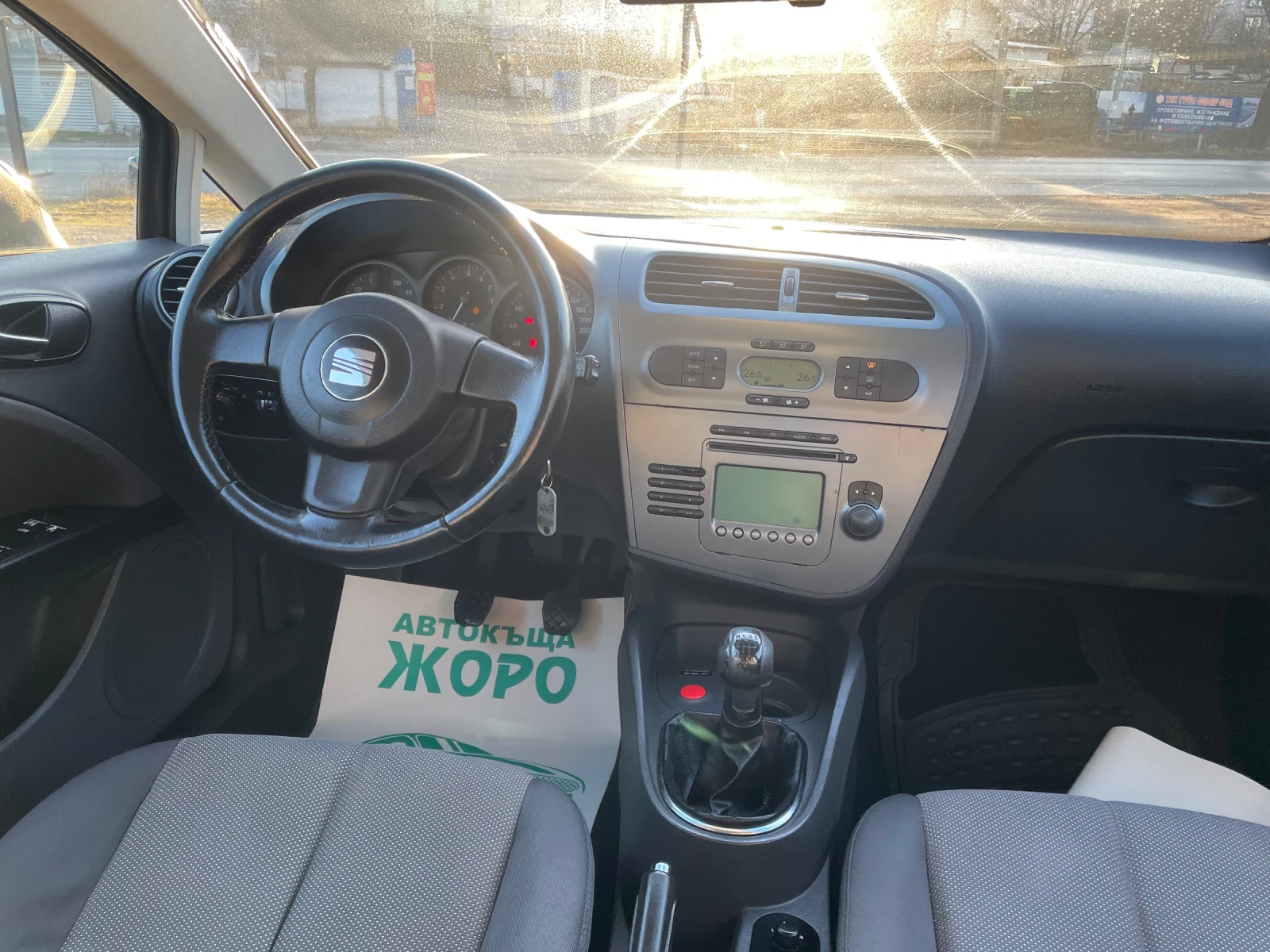 Seat Leon 1.6 BENZIN , ПАРКТРОНИК - изображение 8