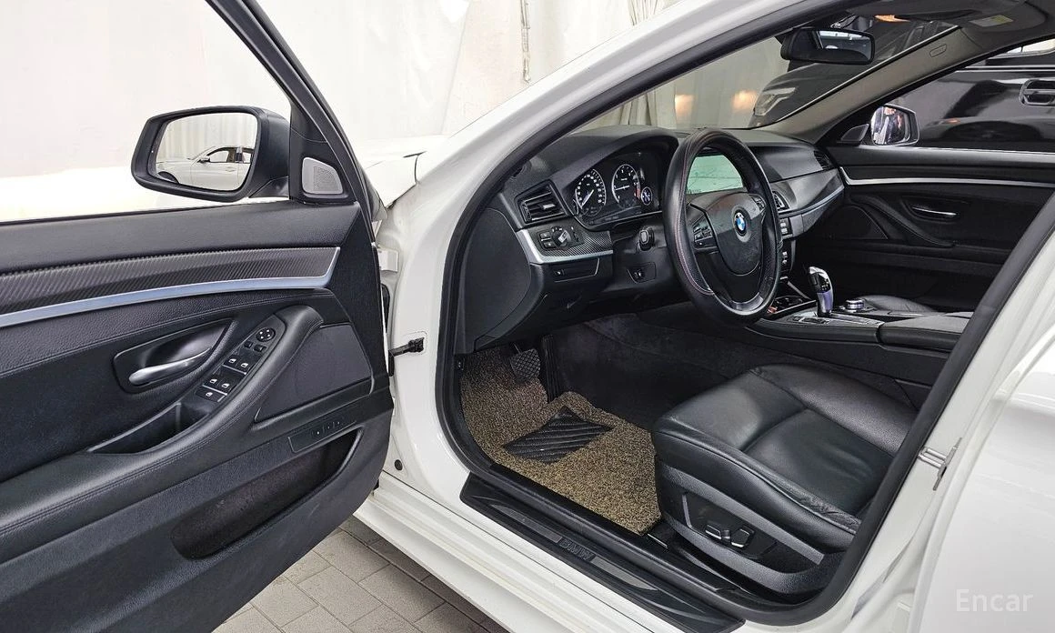 BMW 525  - изображение 10