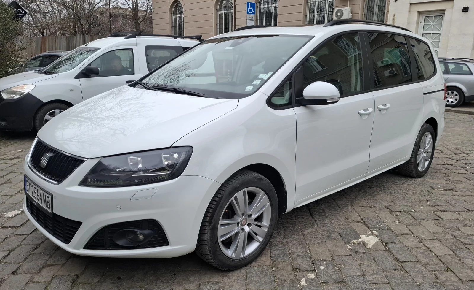 Seat Alhambra 2.0tdi 177кс , снимка 2 - Автомобили и джипове - 53954158