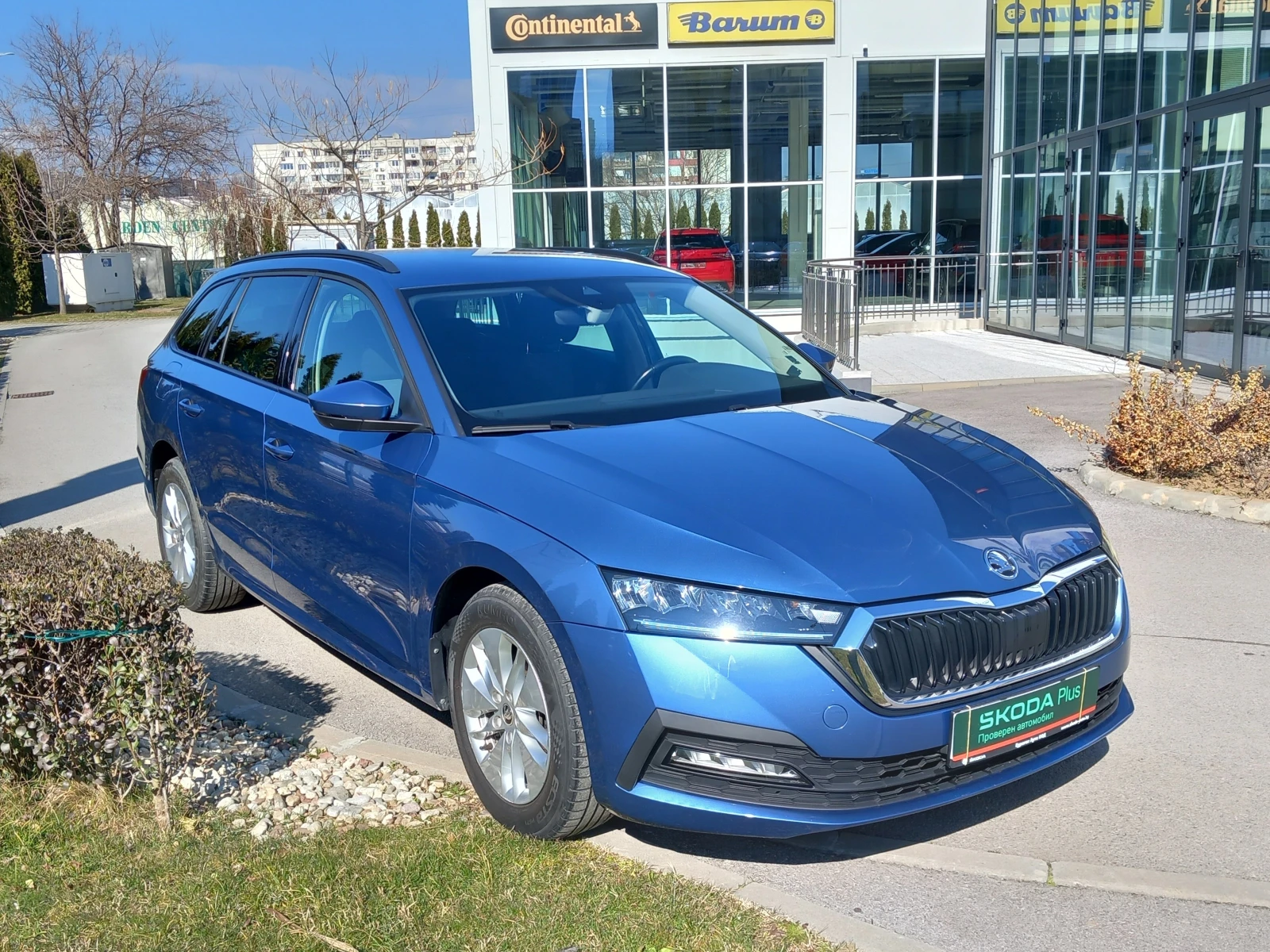 Skoda Octavia 1.0 TSI/ 6MT, снимка 2 - Автомобили и джипове - 53736128