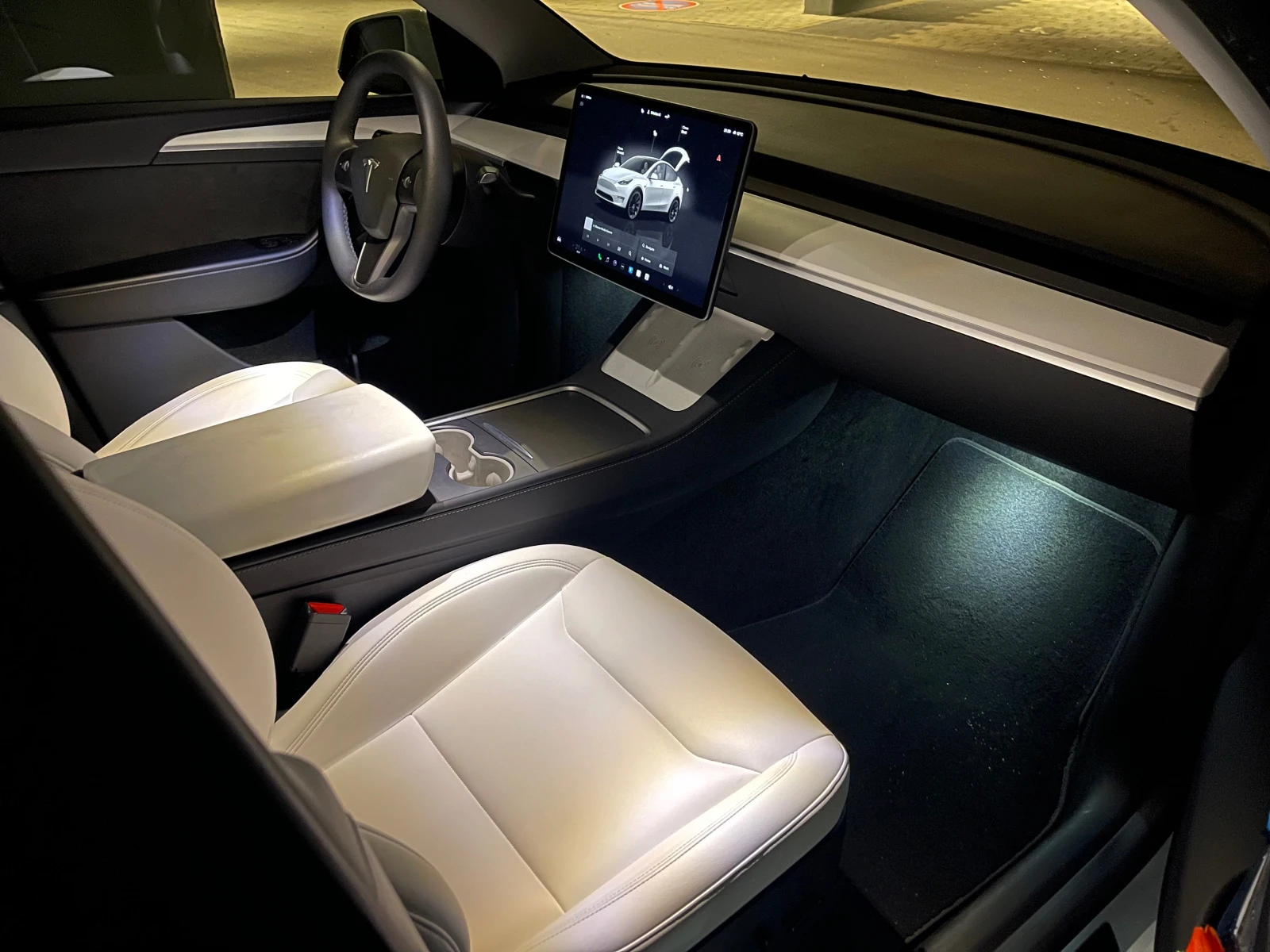 Tesla Model Y Long Range AWD, снимка 8 - Автомобили и джипове - 53866099