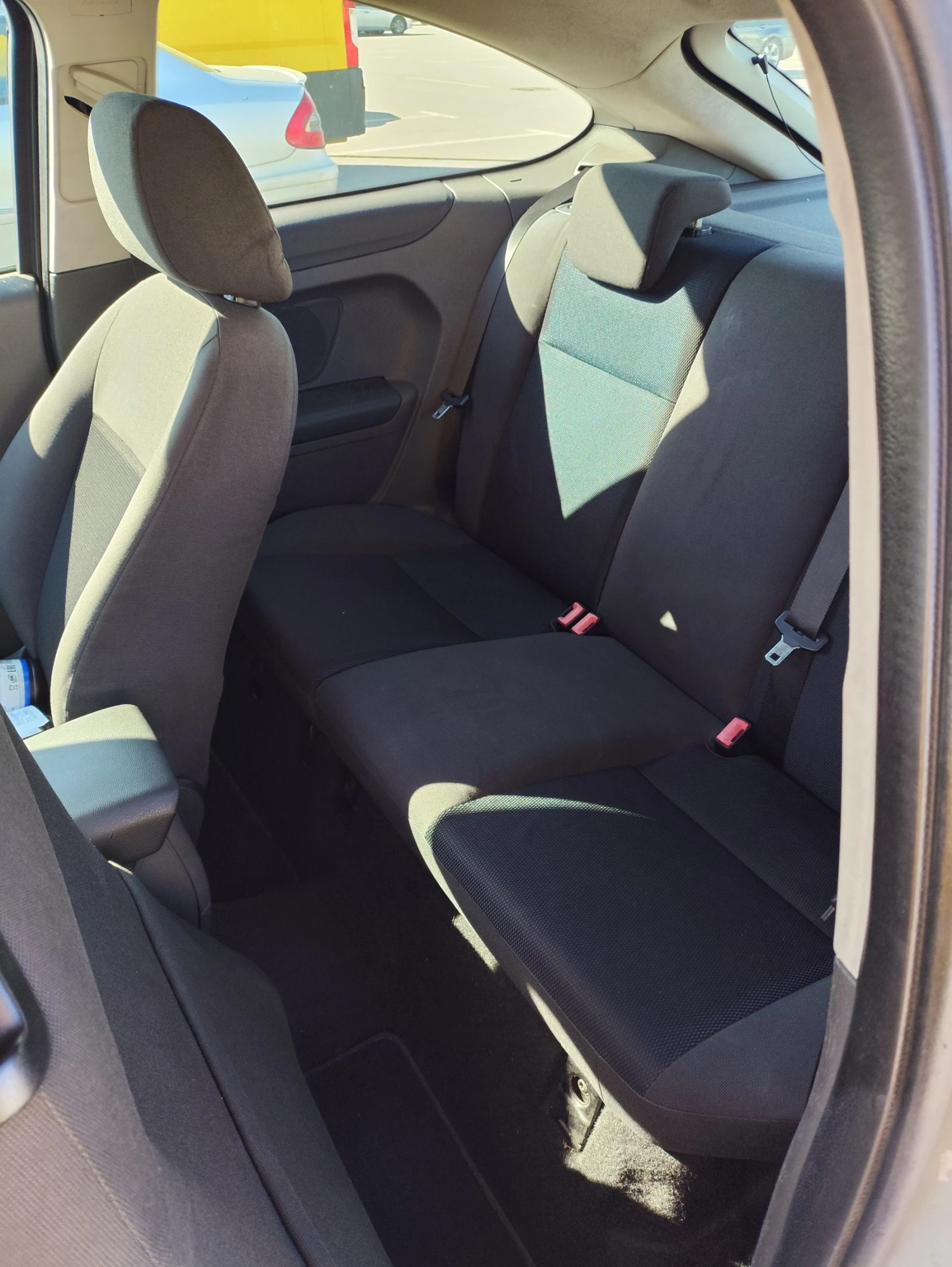 Ford Focus Mk2 1.6 TDCi, 116 �.�., ������� | Mobile.bg � ����������� 8