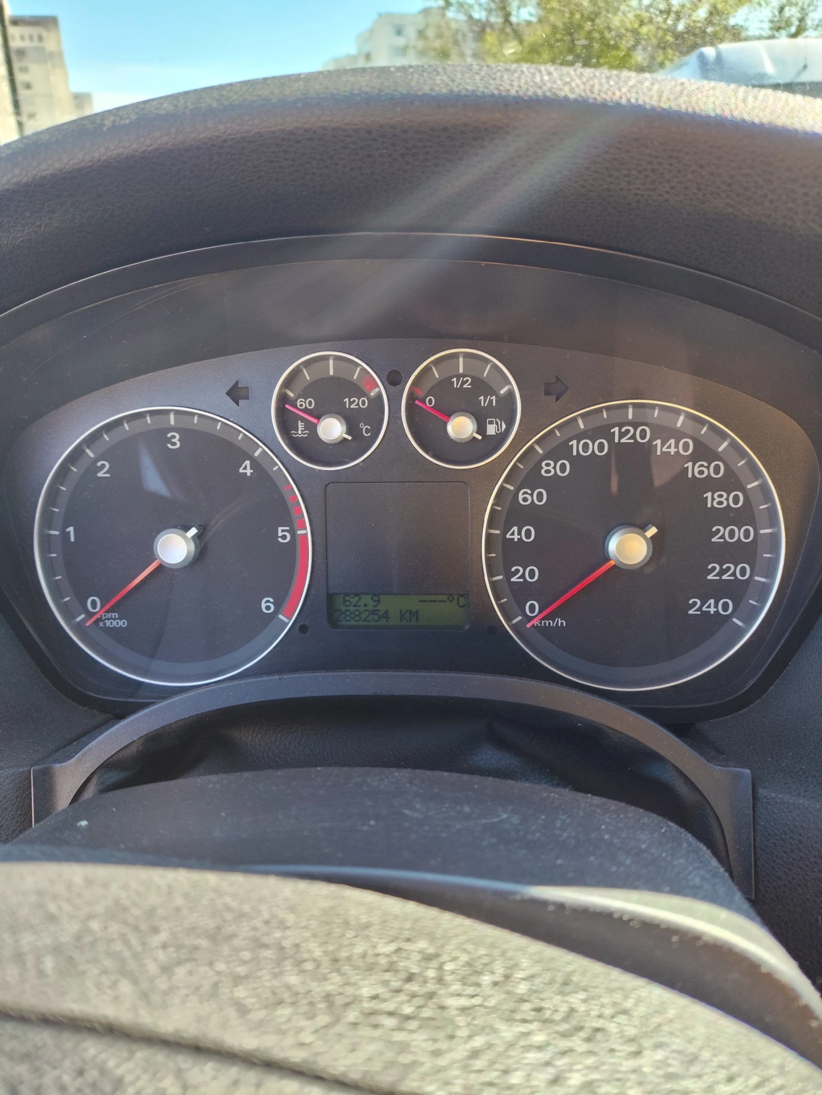 Ford Focus Mk2 1.6 TDCi, 116 �.�., ������� | Mobile.bg � ����������� 9