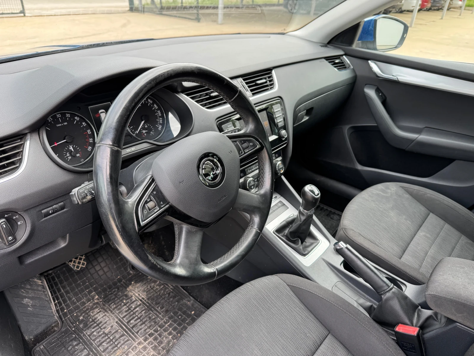 Skoda Octavia * 2.0TDI* 150ks* 4x4* NAVI* , снимка 12 - Автомобили и джипове - 54389281